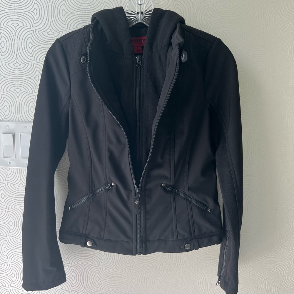 Jacket - Picture 2 of 6